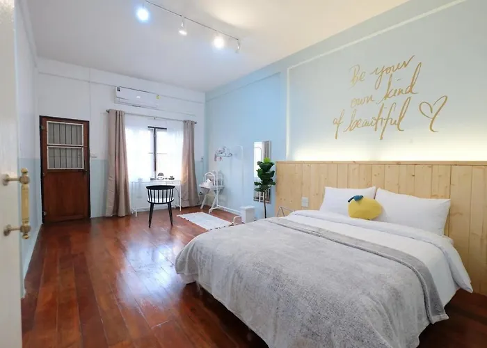 別荘 Home179 Cozy 2br Near Bts & Iconsiam バンコク都